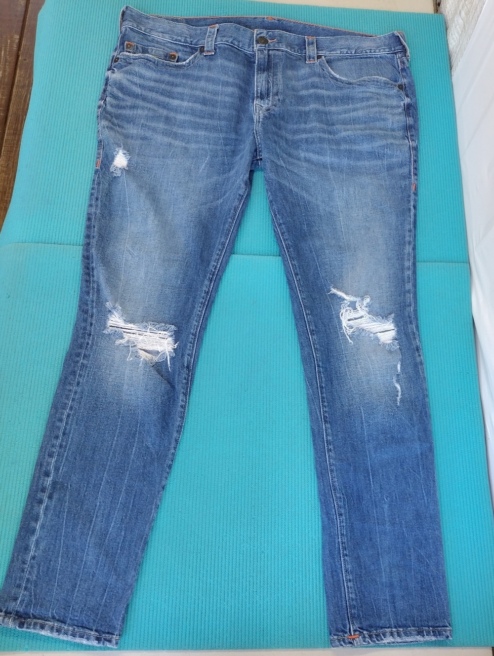 True Religion Rocco Men's Relaxed Skinny Ripped Stretch Denim Jeans 42 X34